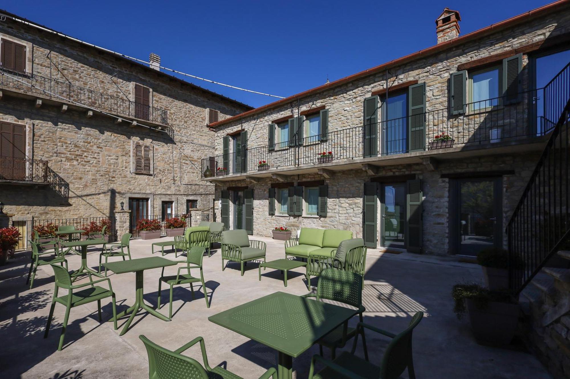 Albergo Del Bramante Roccaverano Екстериор снимка